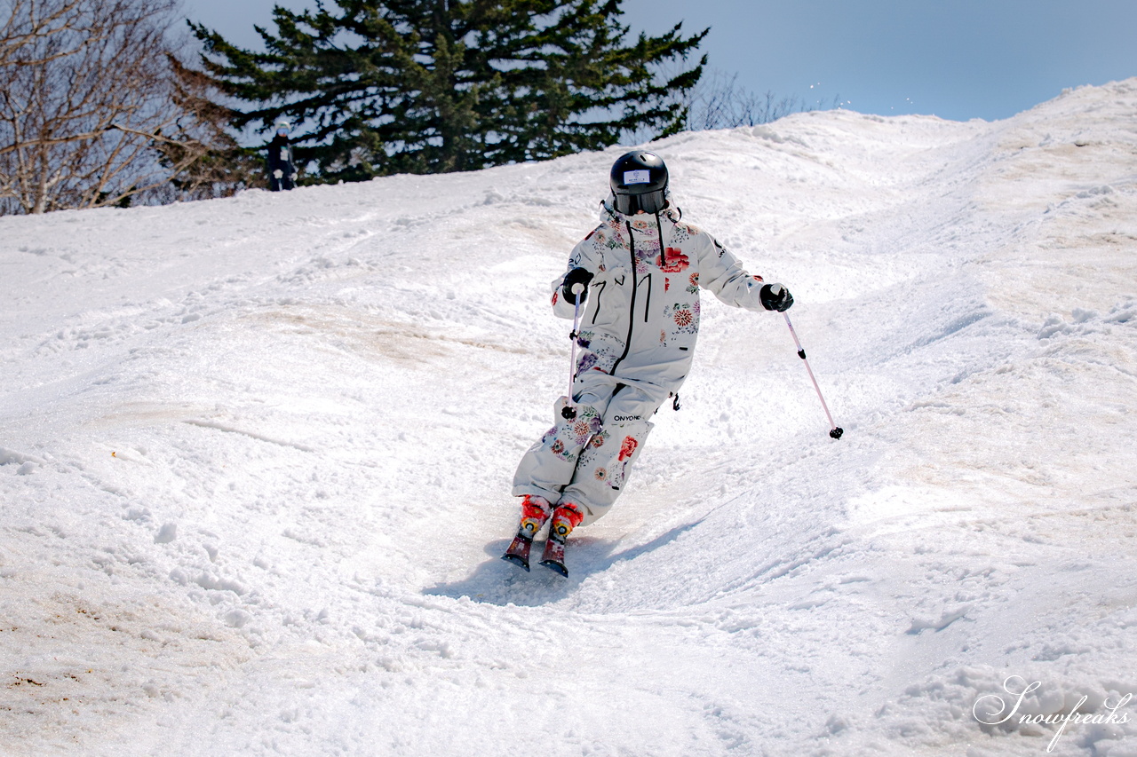 キロロリゾート｜ポカポカ陽気で絶好の春スキー日和♪こんな日は、みんなで思いっきり春雪を満喫しましょう！